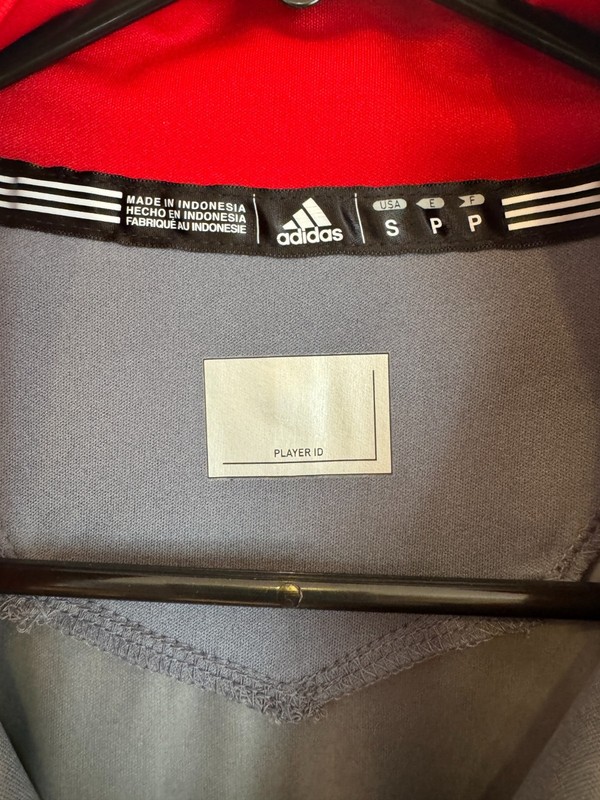 ADIDAS Game Day Short Sleeve Hot Jacket 1/4 zip Gray Red Men's Size Small NEW gallery