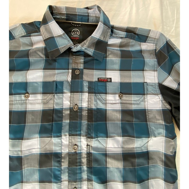 NWT Wrangler ATG All Terrain Gear Button Up Vented Blue Plaid Shirt, Men Medium gallery