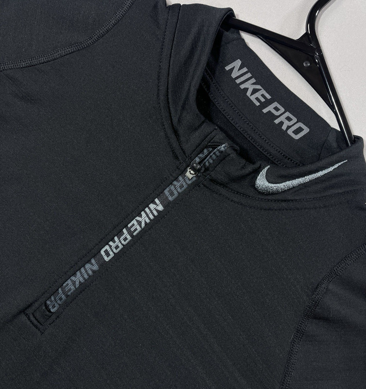 Nike Pro 1/4 Zip Pullover Shirt Mens Medium Black Fitted Hyperwarm Mid Layer gallery