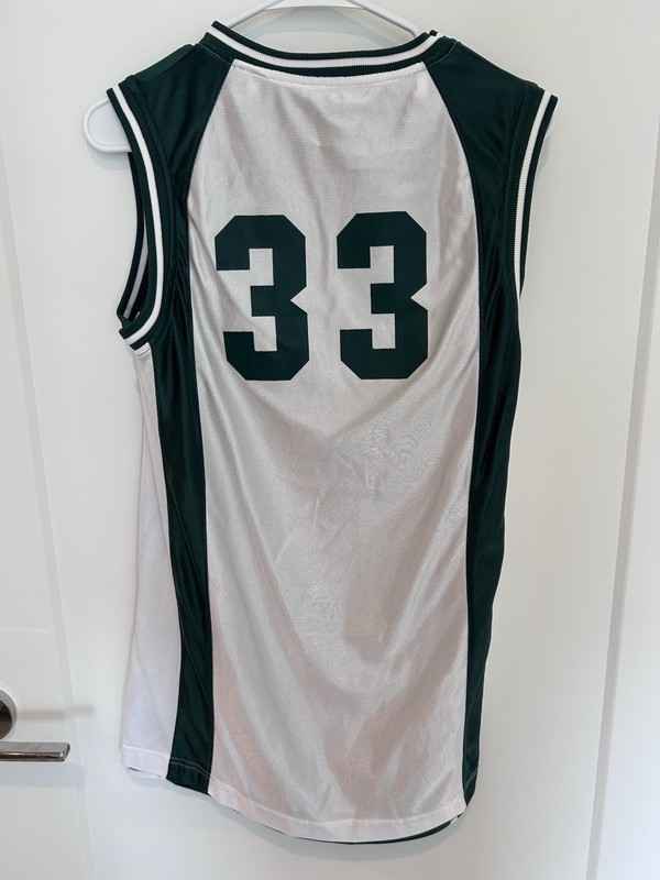 Wildcats Green And White Reversible Men’s Basketball Jersey Size Small gallery