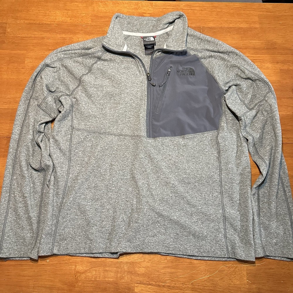 North Face Men’s Quarter Zip Large Gray Pullover