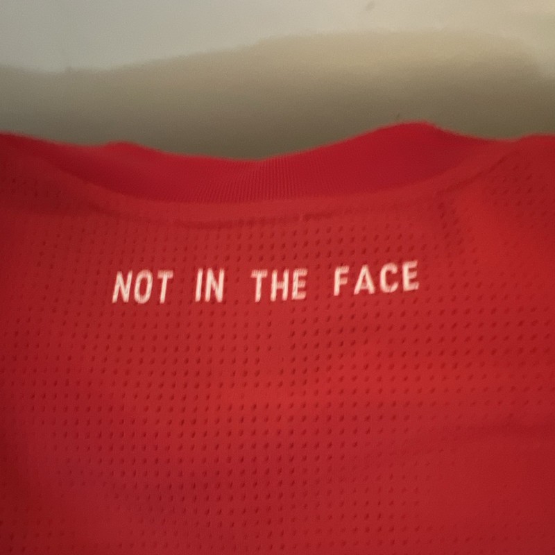 adidas Men in Blazers Red Soccer Jersey T-Shirt V-Neck Short Sleeve M gallery