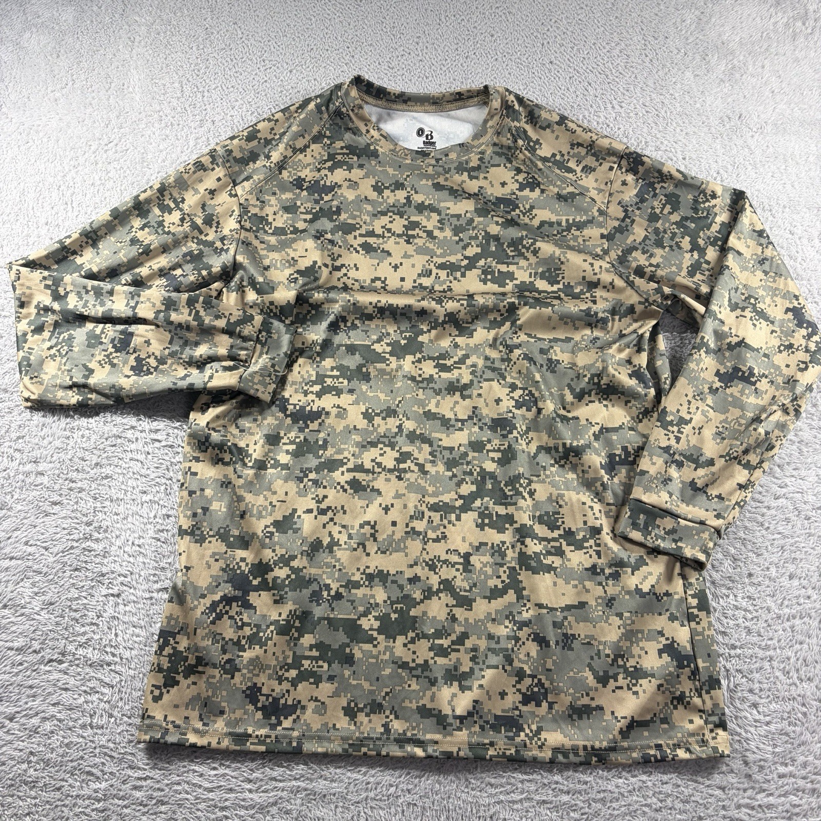 Badger Sport Digital Camo Performance Shirt Mens Large Layering Hunting Training gallery
