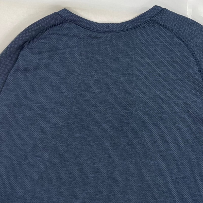 Lululemon Metal Vent Tech Long Sleeve 2.0 Mineral Blue/True Navy Size M gallery