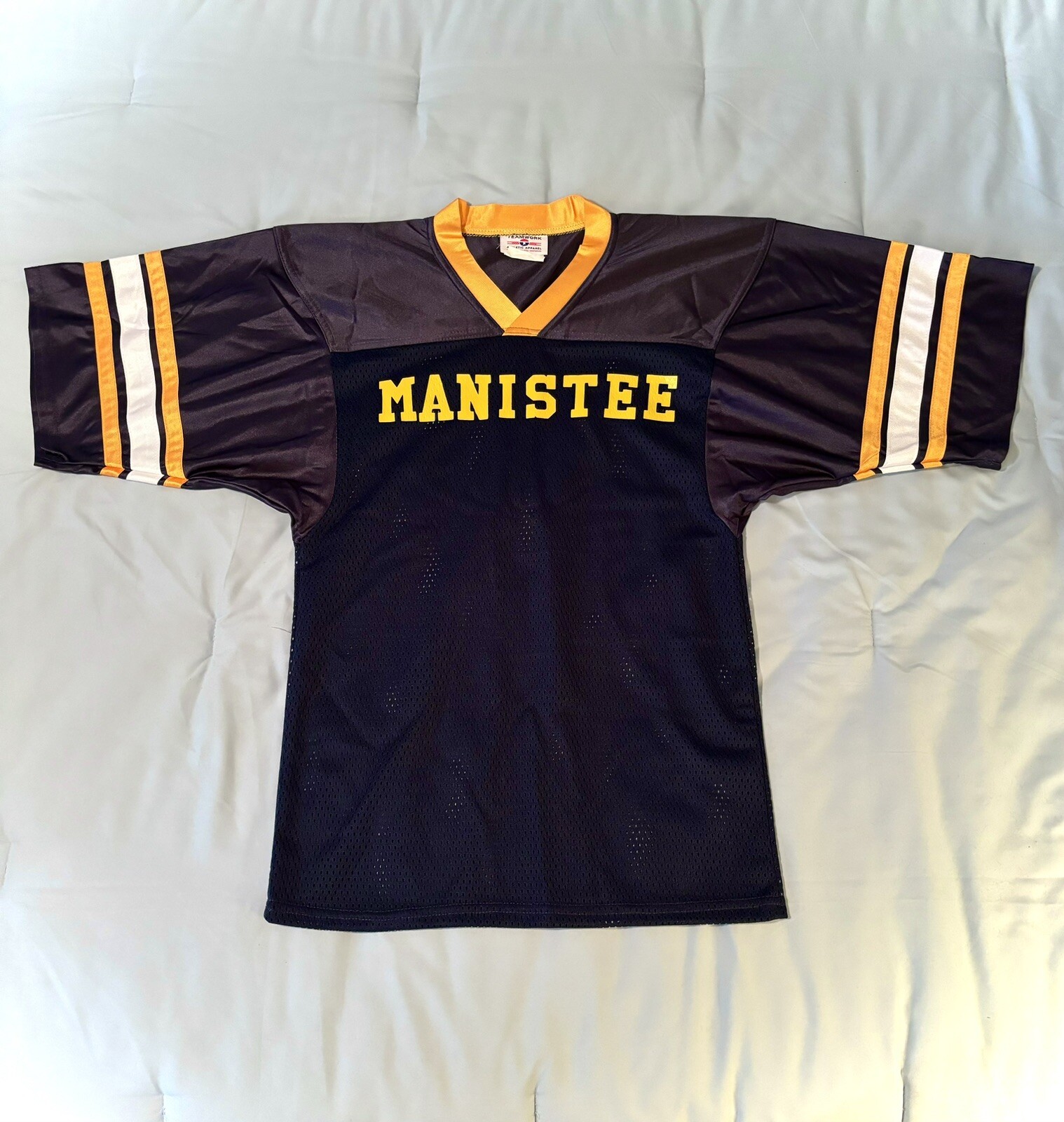Manistee Michigan Football Jersey Sports Navy & Gold, No Name or #, Men’s Size M gallery