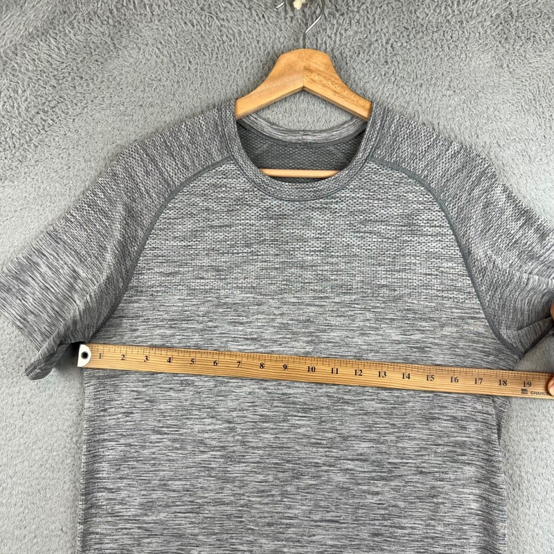 Lululemon Metal Vent Tech Short Sleeve Shirt Grey Heather Mens Small S gallery