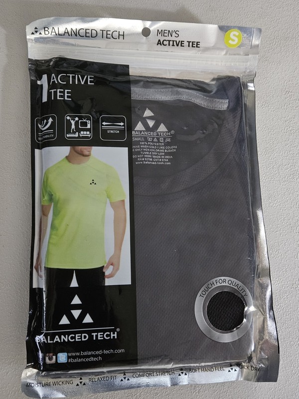 BALANCED TECH ACTIVE TEE Men's Small~ Breathable/Relaxed/Black Polyester Stretch gallery