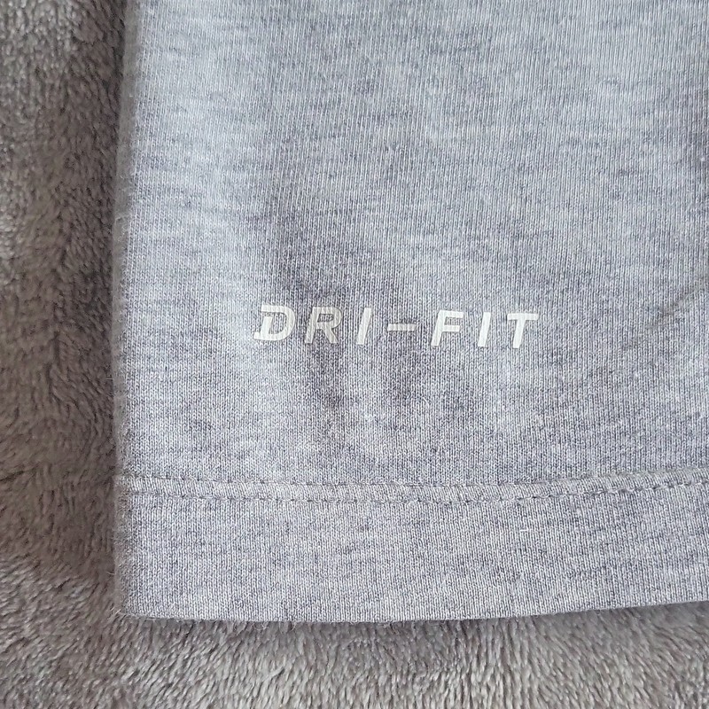 Nike Tee Dri-FIT Men's T-Shirt Gray Crew Neck Short Sleeve Solid XL gallery
