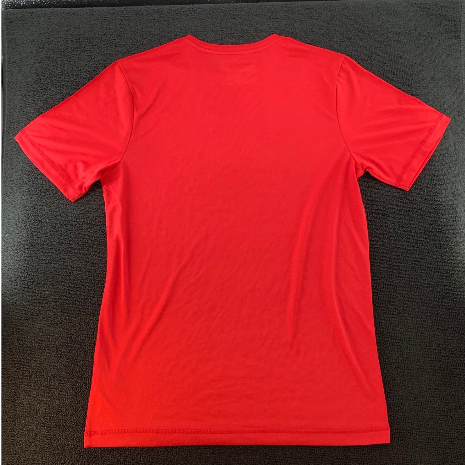Majestic Athletic Red Evolution Coolbase Short Sleeve TShirt Mens Size M gallery