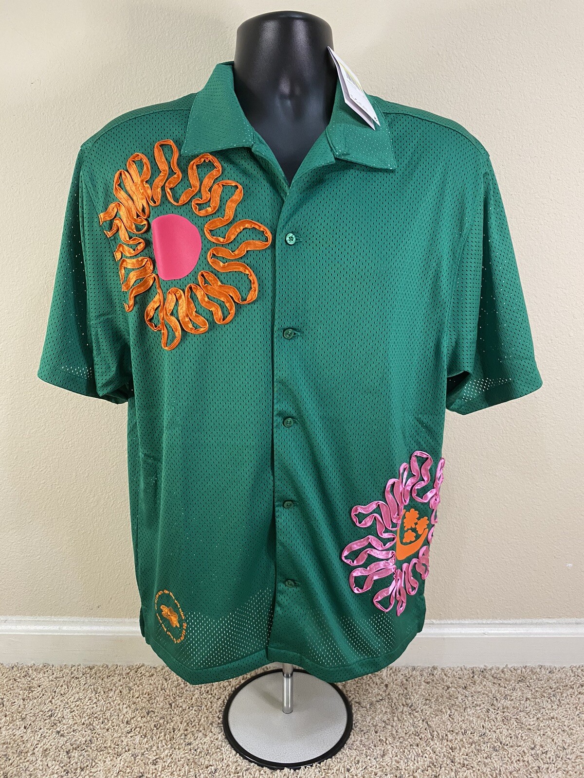 NWT Men’s Nike Uphoria Button-Up Mesh Short Sleeve Shirt Size Small DV9676-36 gallery