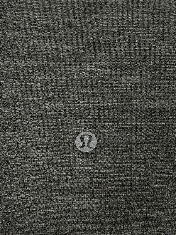 Lululemon Metal Vent Tech 1/2 Zip 2.0 Mens M Pullover Mizzou Football KE15 gallery