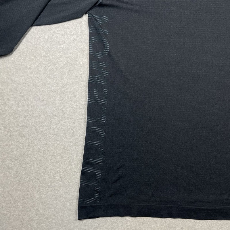 Lululemon Metal Vent Tech Performance Top Men’s XXL Blue Long Sleeve Spell out gallery