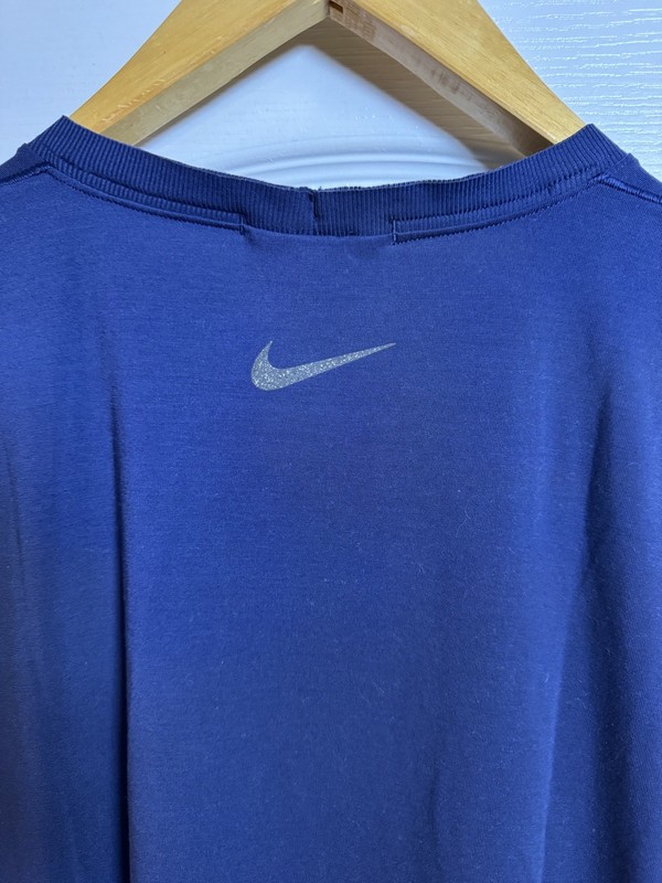 Nike Yoga Dri-Fit Short Sleeve T-Shirt Men’s Medium Blue Athletic Training gallery