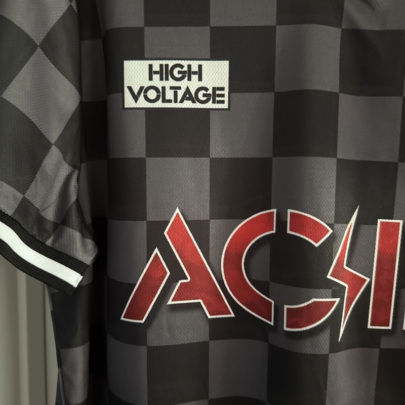 AC/DC Men’s Licensed Baseball Jersey Checkered Print Size L gallery