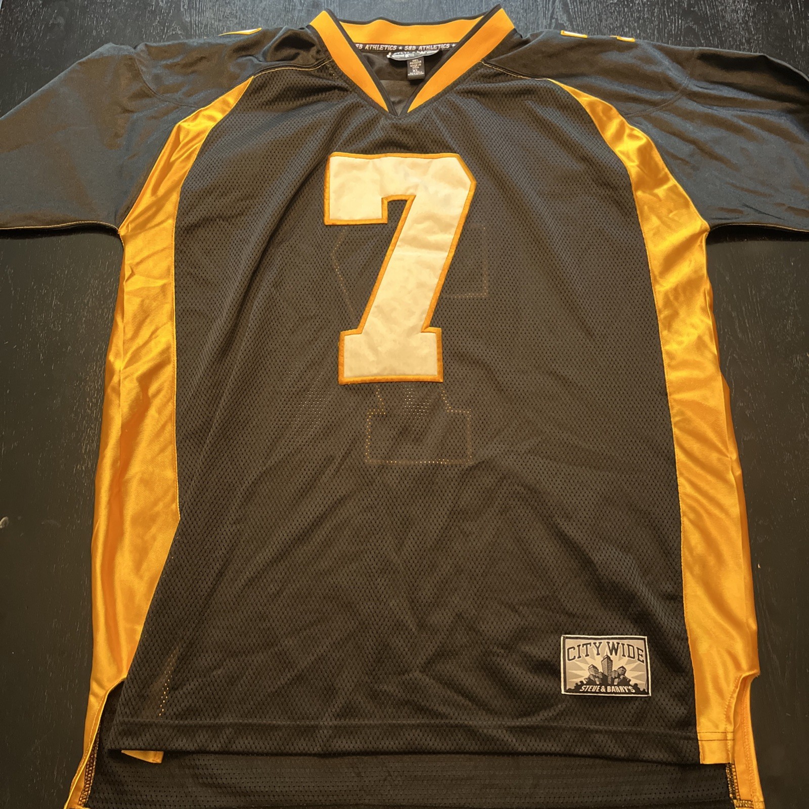 Vintage Steve & Barry's # 7 City Wide Embroidered Football Jersey Men's L Black gallery