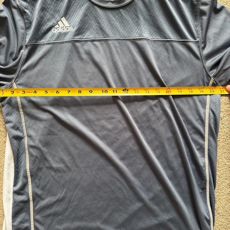 Vintage 2000s Adidas Baggy Basketball Training Top gallery