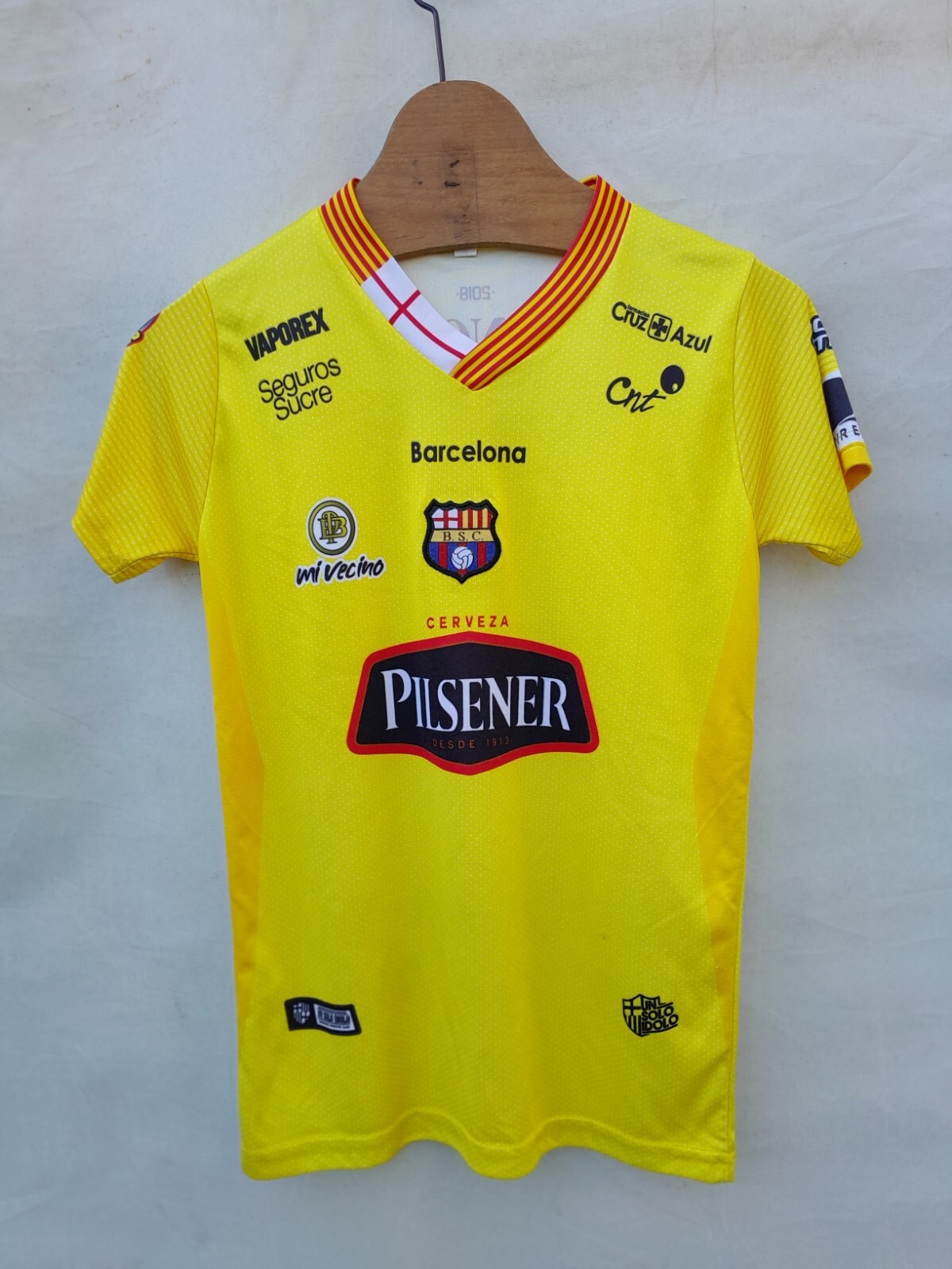 Barcelona Sporting Club Jersey Men's Small Yellow gallery
