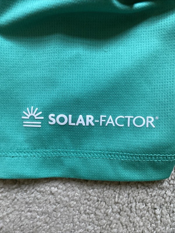 Men’s Habit Size XL Green Long Sleeve Hooded Solar Factor Pullover Shirt gallery
