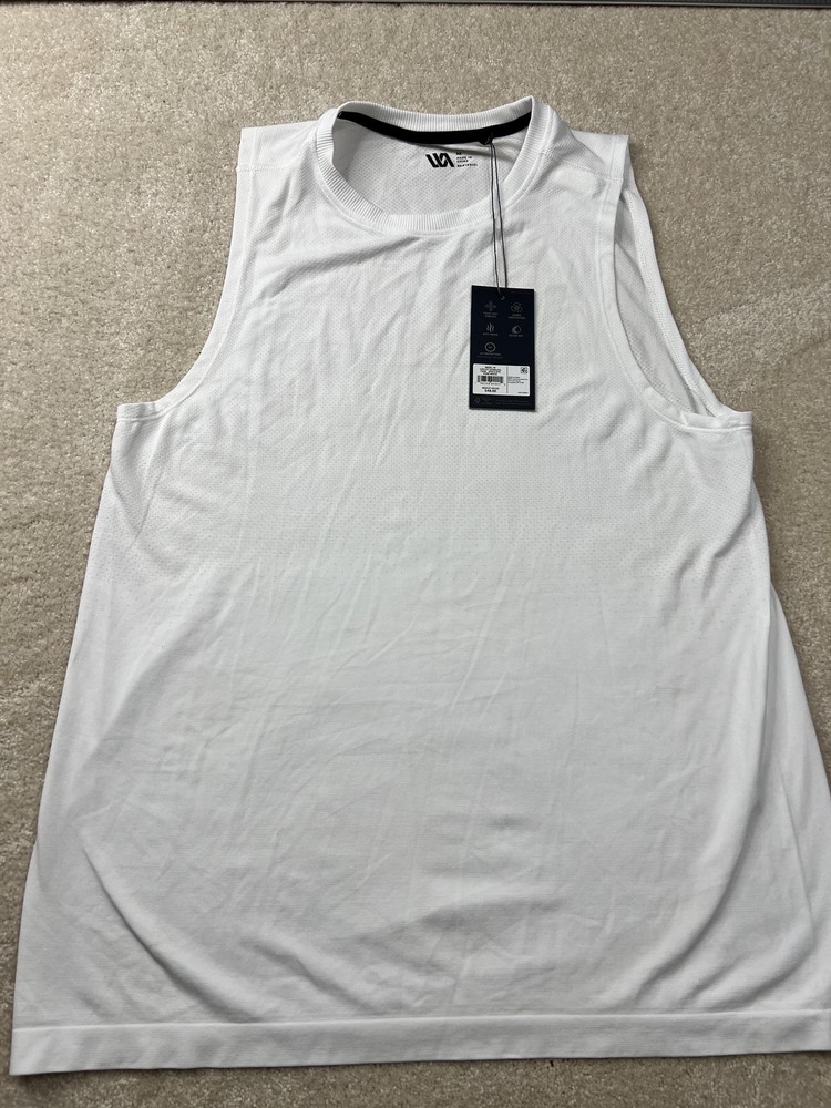 VRST Shirt Mens Medium White Circuit Seamless Tank Top Quick Dry UV Protection