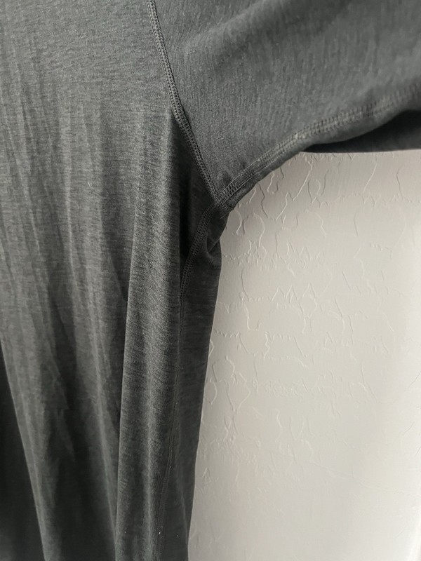 Vuori Ease Performance Half Zip 2.0 Men’s XXL Charcoal Heather Pullover Stretch gallery