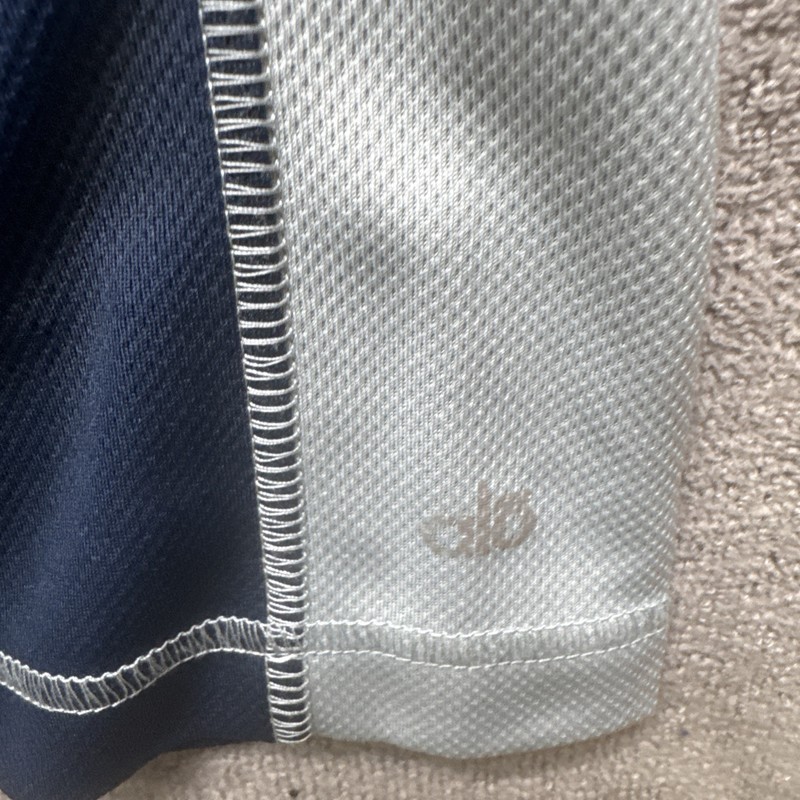 Alo Conquer Long Sleeve Performance Shirt Cool Fit Blue Gray XXL gallery