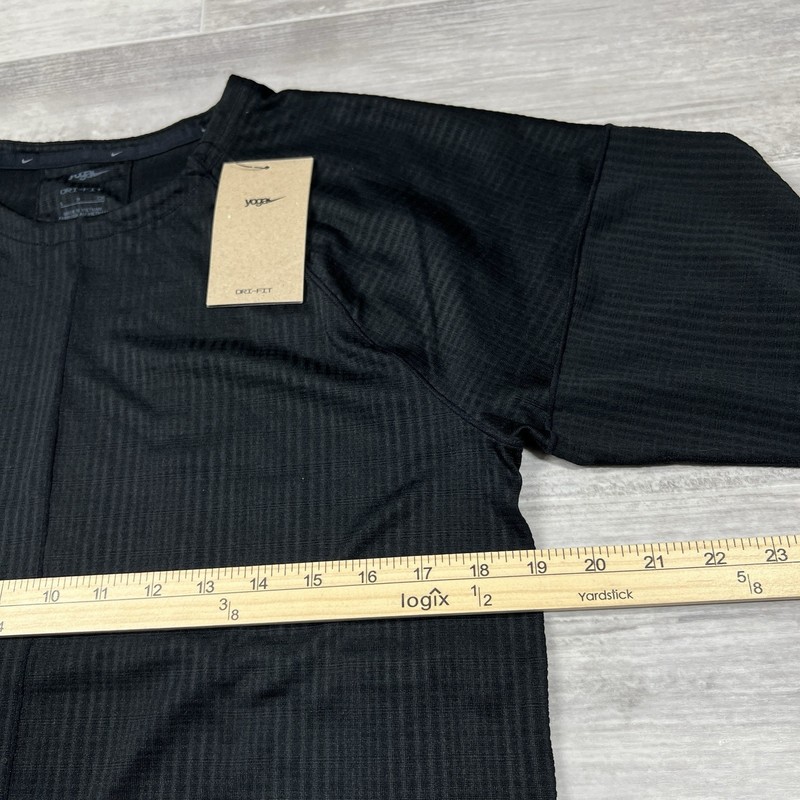 Nike Dri-Fit Yoga Black Long Sleeve Shirt Men's Small FB7775-010 Training NWT gallery