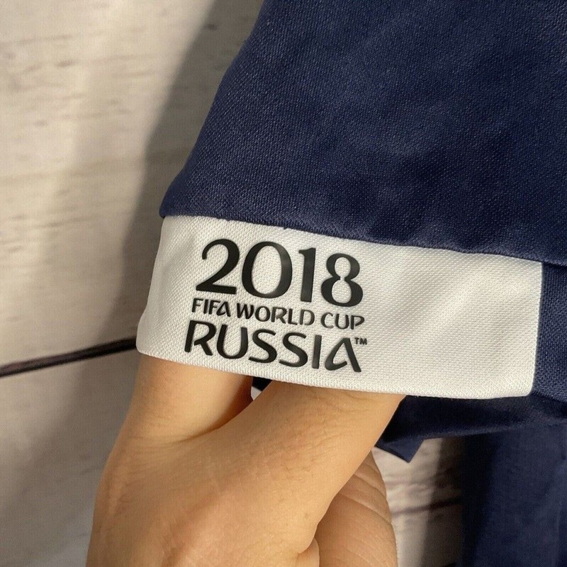Fifa World Cup Russia 2018 Navy England Short Sleeve Jersey Shirt Size S gallery