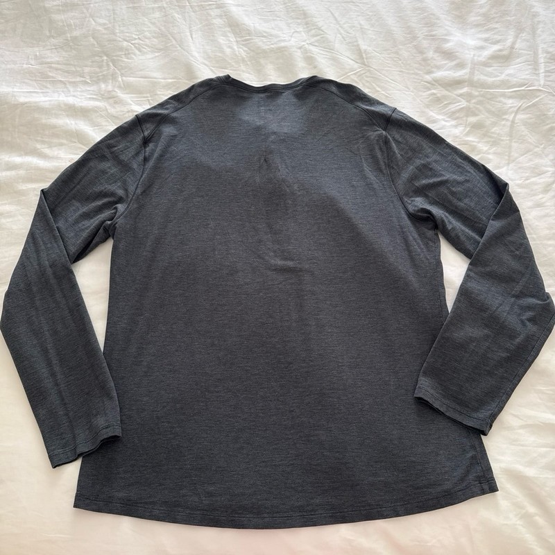 Men’s Lululemon 5 Year Basic Long Sleeve Henley Large Heathered Black gallery