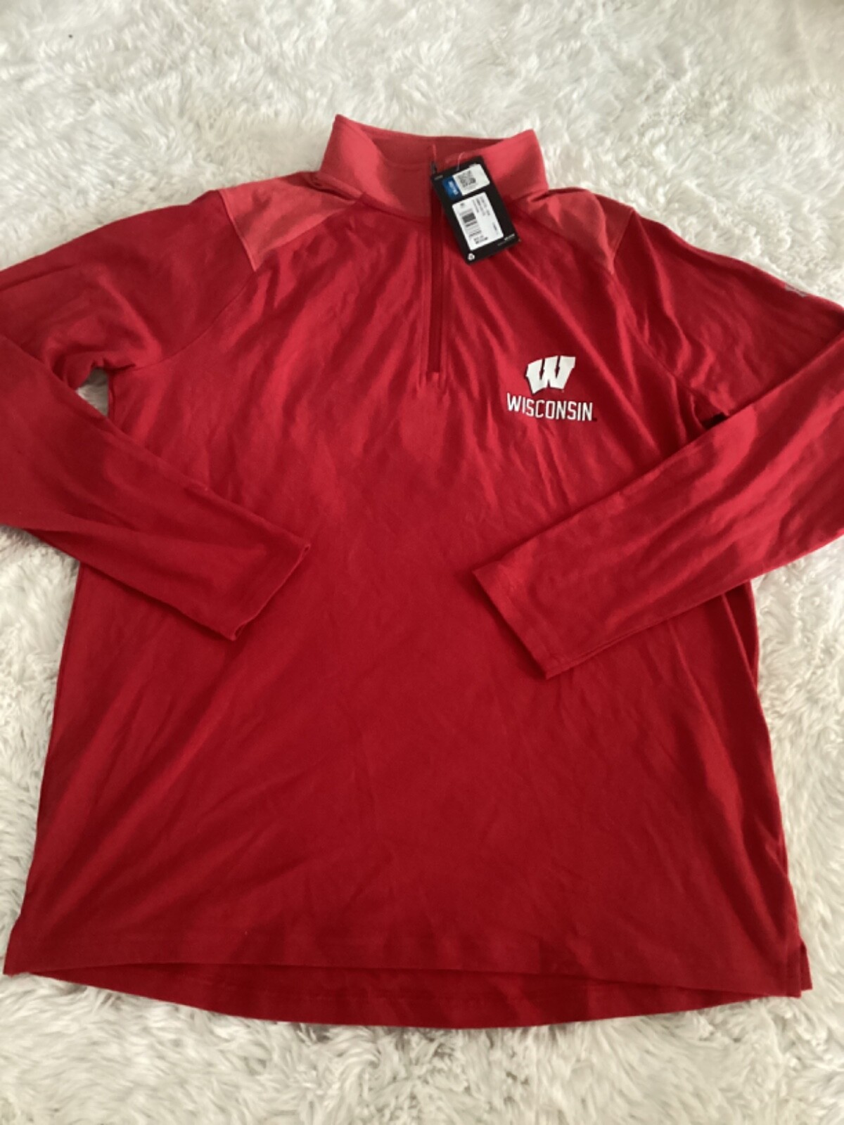 UNDER ARMOUR loose All Day Lightweight Wisconsin Collegiate ¼ Zip 5120770 $65 gallery