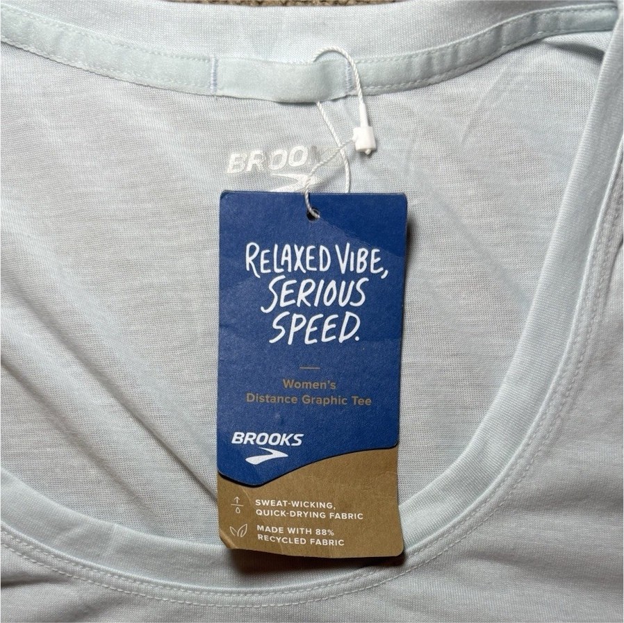 Brooks Women's Distance Graphic Tee Size Large L Arctic Blue New With Tags gallery