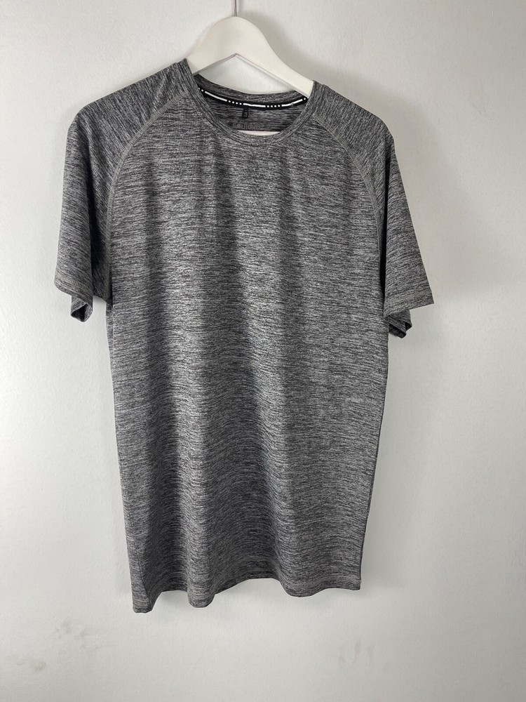Souluxe Shirt Mens Medium Athletic Gym Gray Tee Short Sleeve Training N289