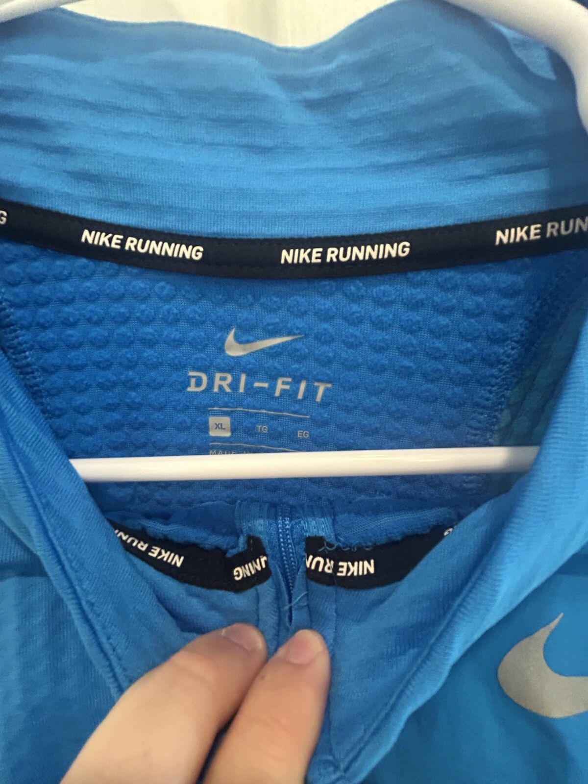 Nike 1/4 Zip Thermal Sweater - Large gallery