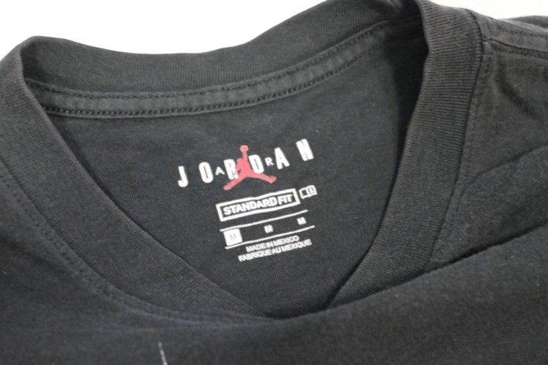 Nike Air Tee Gym T Shirt Graphic Black Standard Fit Short Sleeve Mens Sz Medium gallery