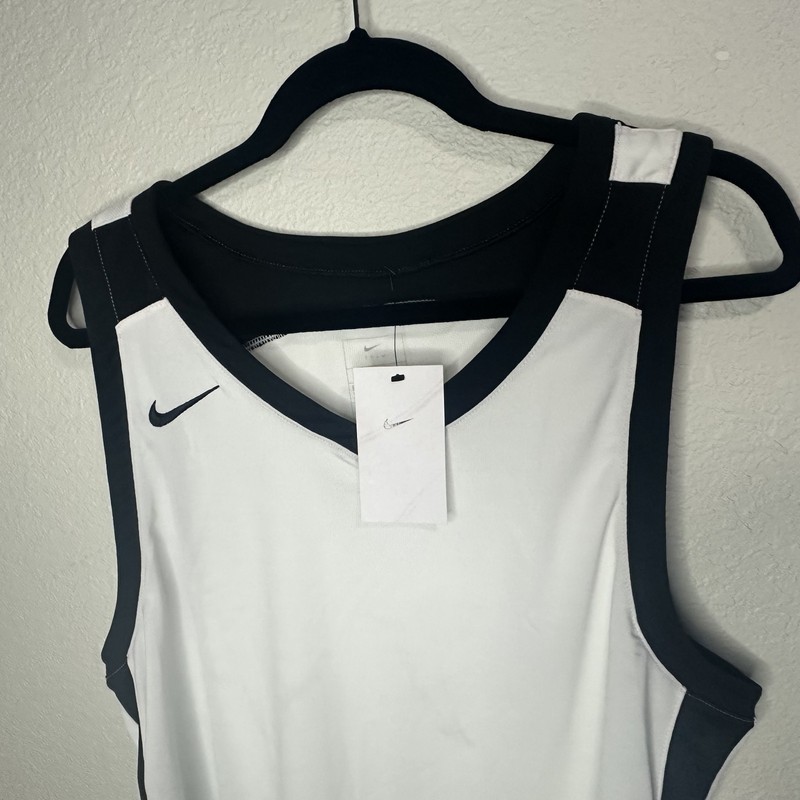 Nike! brand new with tag 1 00%! never worn! authentic! gallery
