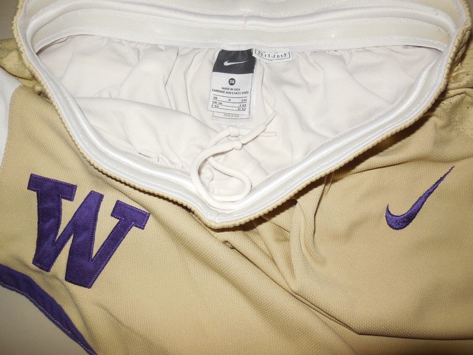 Nike Washington Huskies Basketball Shorts Authentic Team Issue Athletic 36 Small gallery