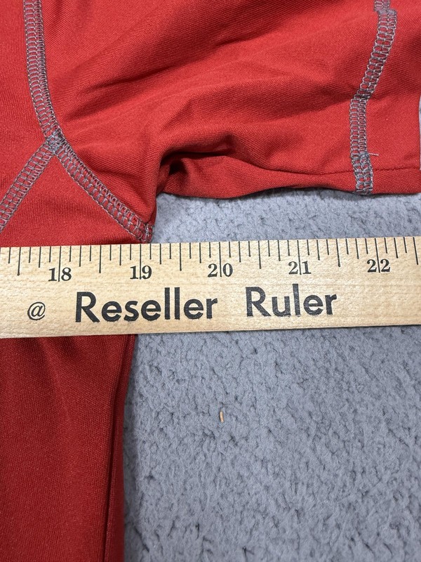 ALO Shirt Mens Small Red Short Sleeve CoolFit Athletic Performance Tee Top gallery