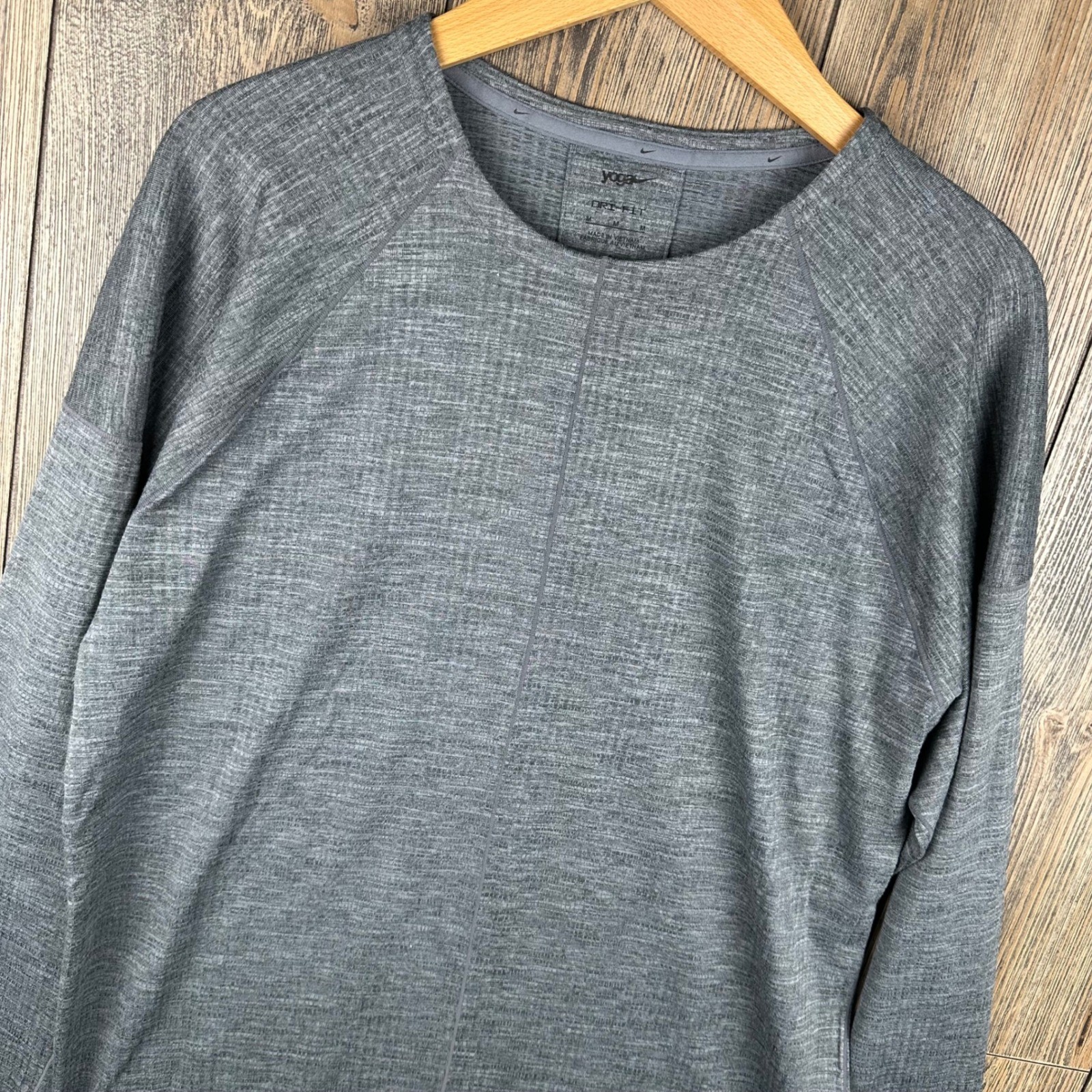 Nike Yoga Dri-FIT Mens Gray Long Sleeve Training Top FB7775-065 Size M gallery