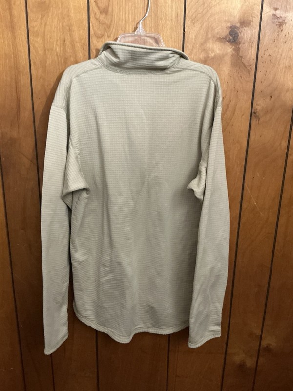 US Army Gen III Cold Weather Mid Weight Shirt Mens Medium Waffle Grid Military gallery