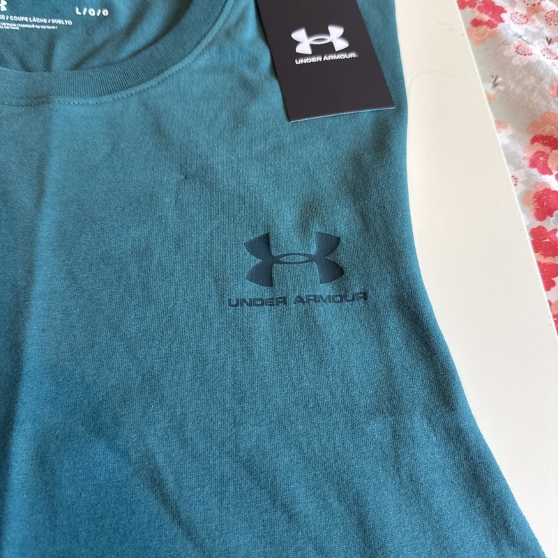 NWT Men’s Size Large Under Armour Left Chest Cut Off Tank Top Shirt Green gallery