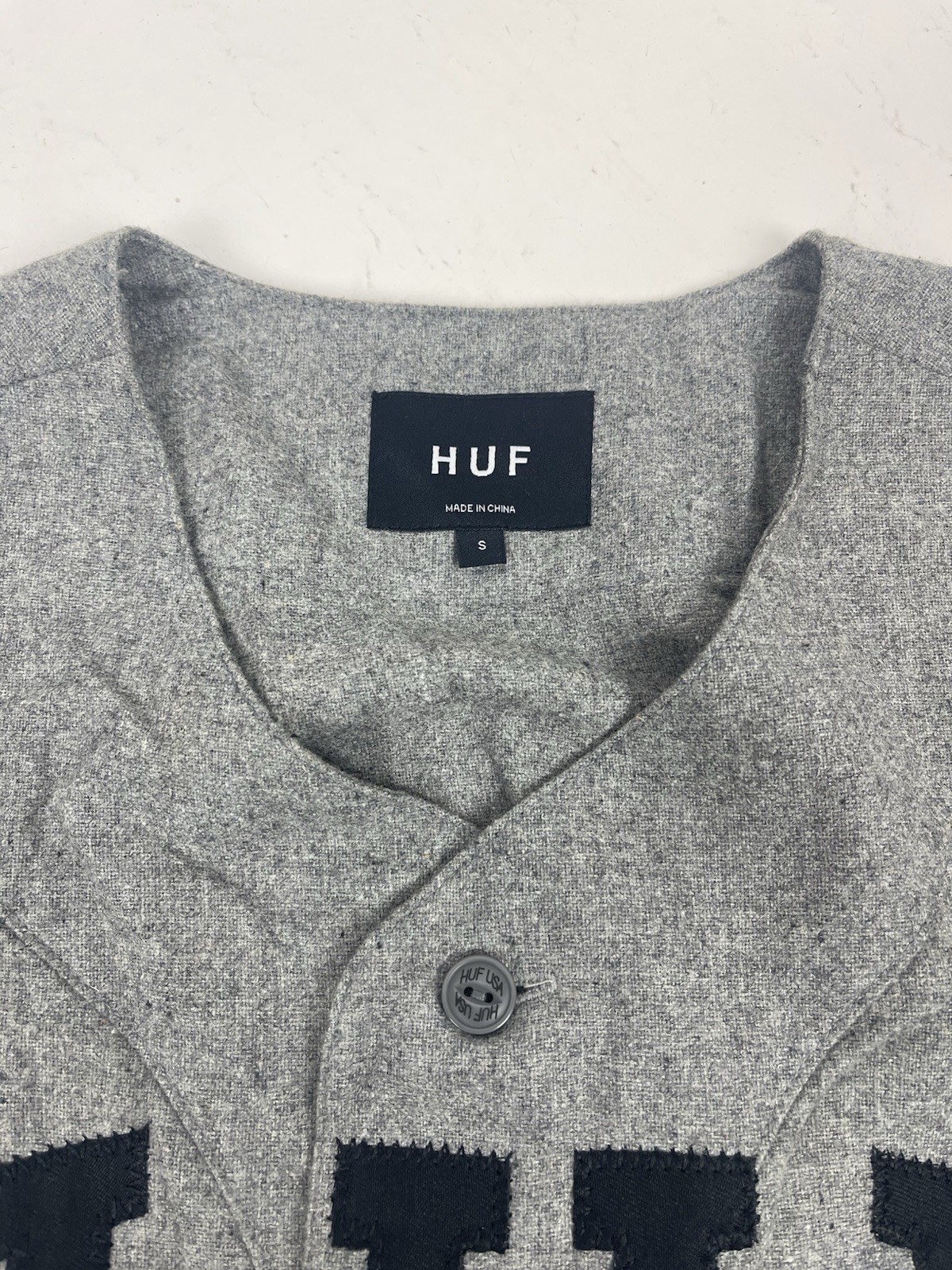 Huf Worldwide 84 Skateboard Wool Baseball Jersey Shirt Grey Men Size Small gallery
