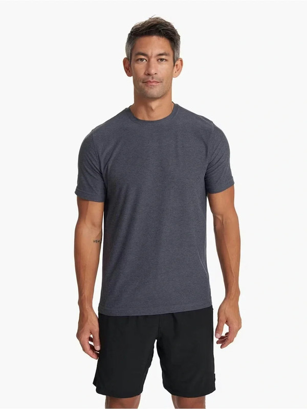 Vuori | Strato Tech Tee - Size Medium gallery