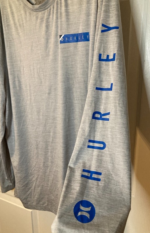 Hurley Men's Gray Long Sleeve Graphic Rash Guard/Athletic Shirt - Size XL gallery