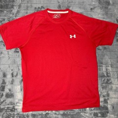 Under Armour HeatGear T-Shirt Mens Medium Red Loose Fit Sleeve Training