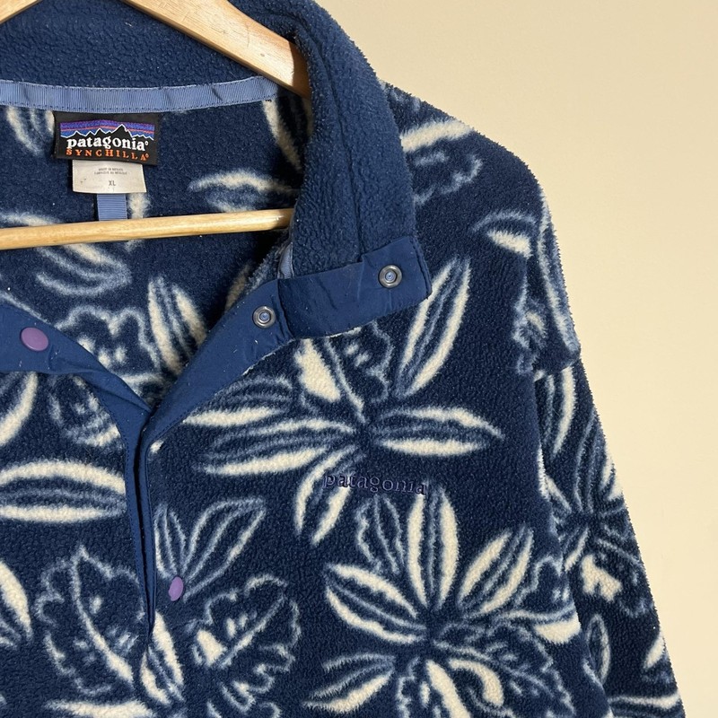 Vintage Patagonia Synchilla Pullover Mens XL Blue Floral Fleece Snap-T 2004 gallery