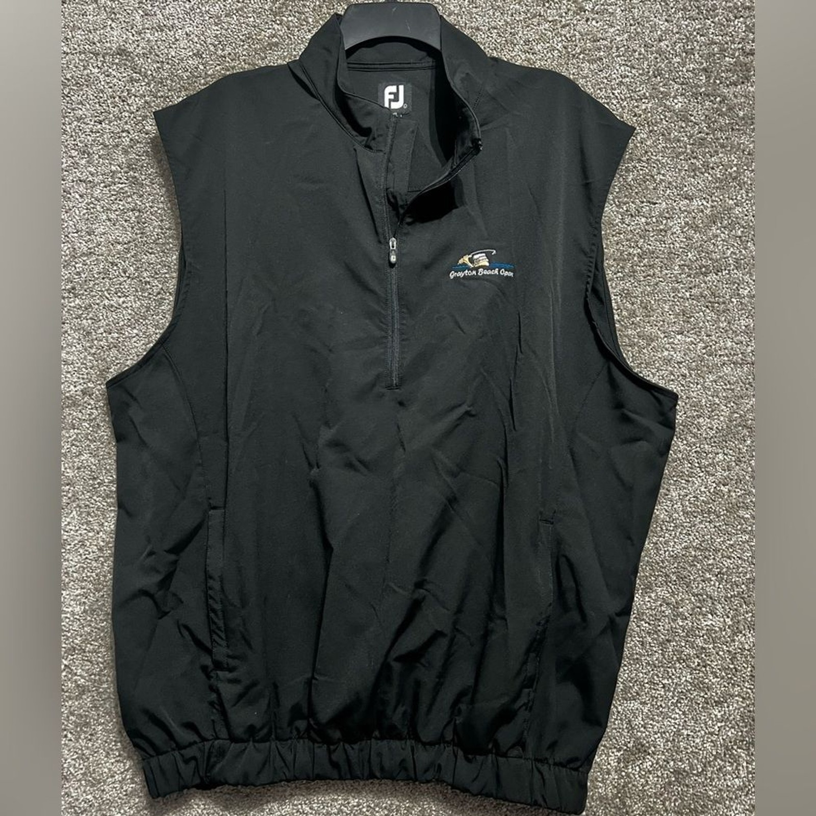 FootJoy Packable Sleeveless 1/4 Placket Wind Rain Shirt LARGE Grayton Beach Open gallery