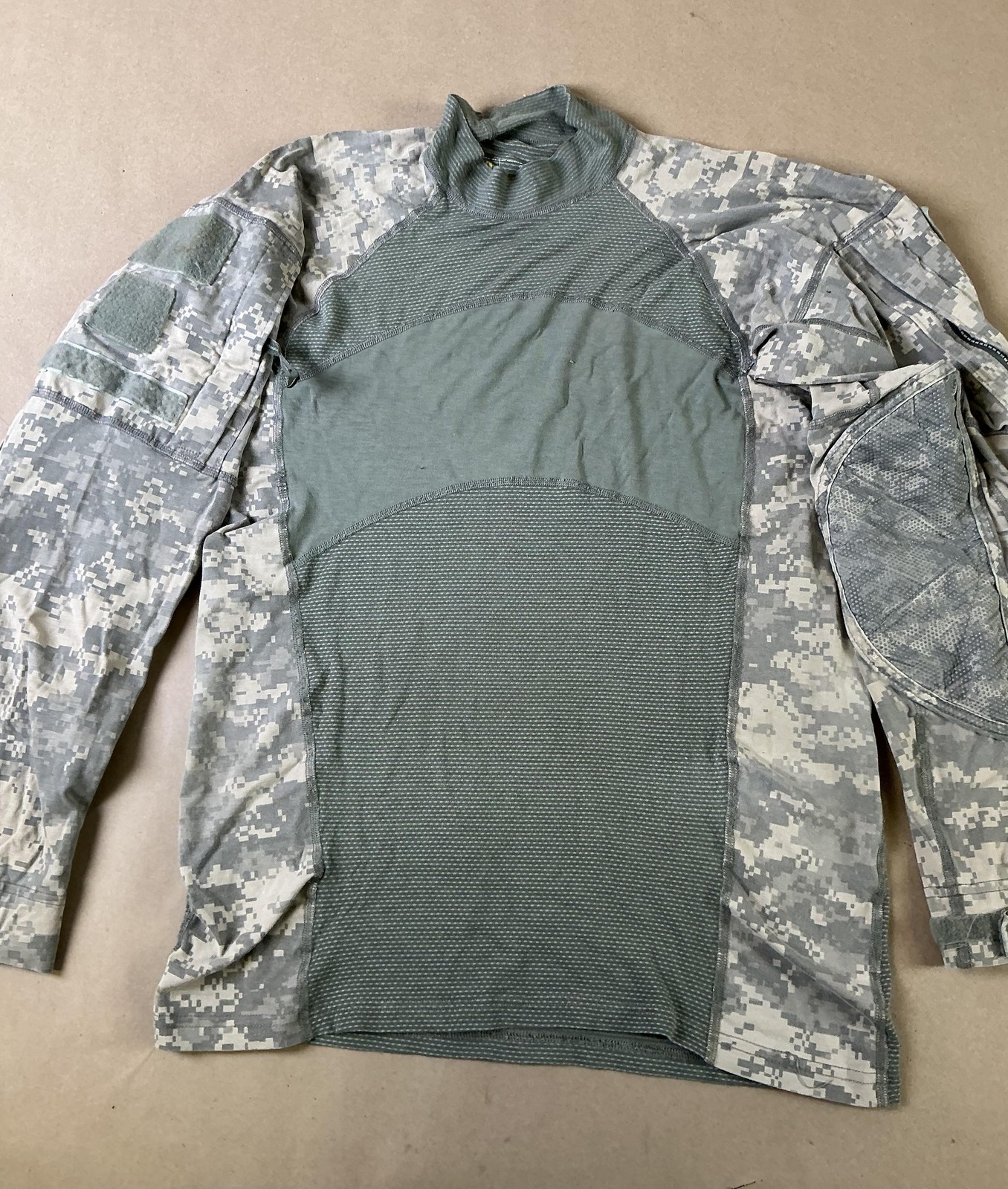 Massif Army Combat Shirt Mens Medium Green ACU Camo FR Long Sleeve Mock Neck gallery