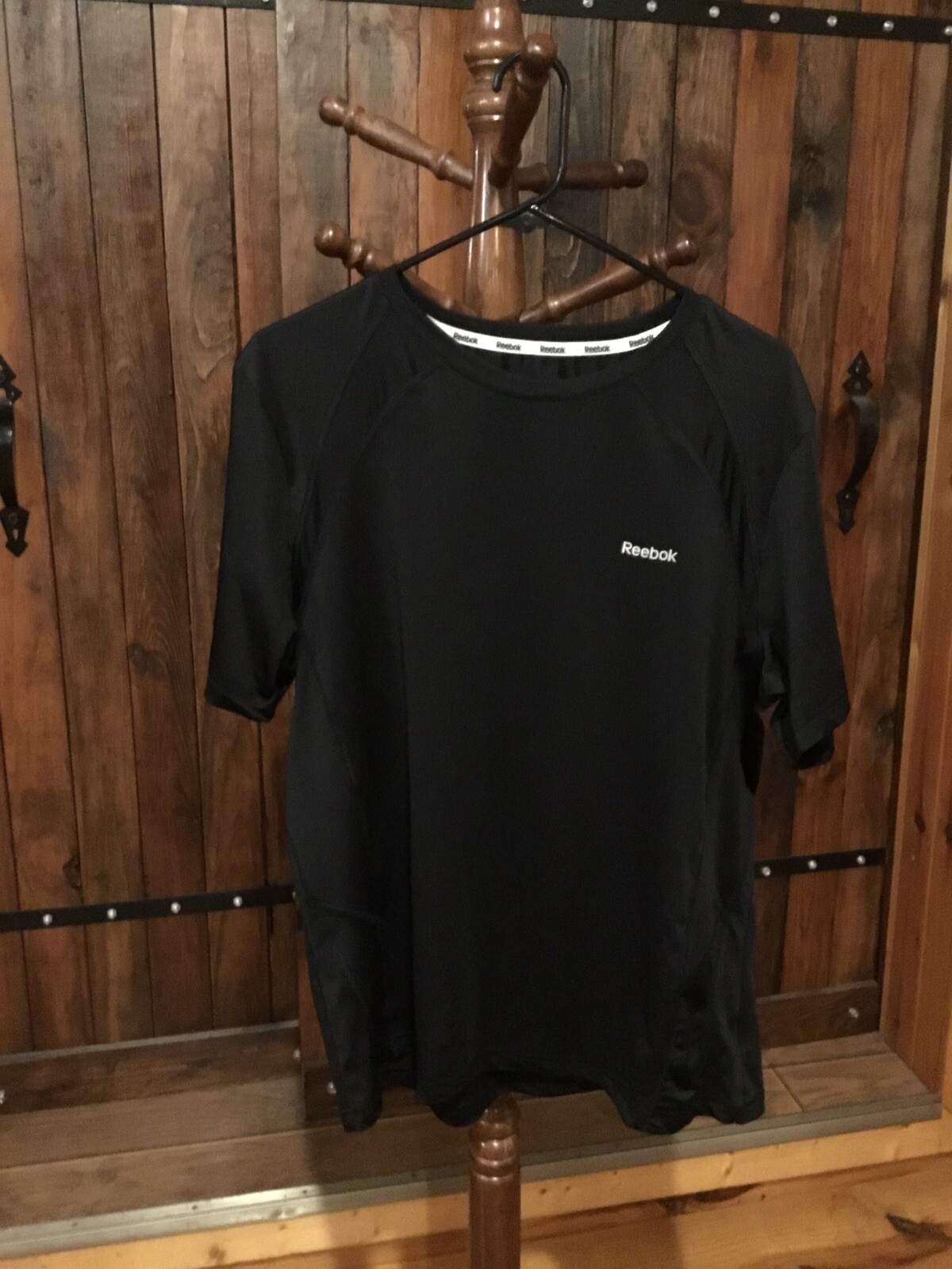 Reebok Hydro Move Black Athletic Training Shirt Short Sleeve Men’s Size Medium gallery