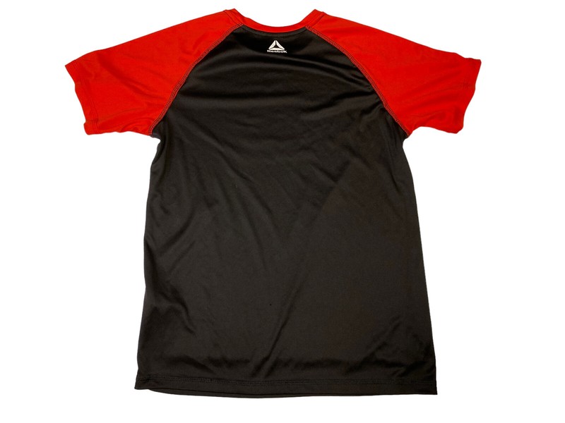 Reebok Men's Large Black and Red Athletic T-Shirt EUC gallery