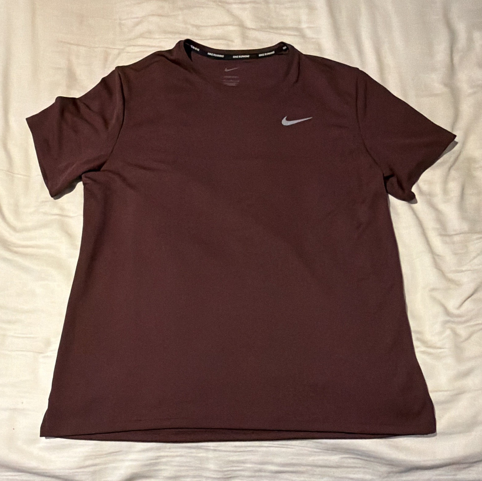 Nike Dri-FIT Men's Burgundy Running T-Shirt M Crew Neck Lightweight Logo gallery