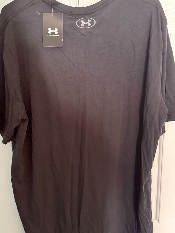 Under Armour Men’s 2XL Black Boxed Sportstyle Short Sleeve T-Shirt NWT gallery